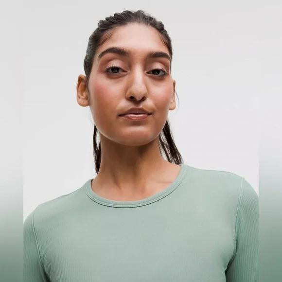 NWT Lululemon All it Takes Back-Twist Rib Long Sleeve Crater Blue Size 4 - Picture 9 of 10